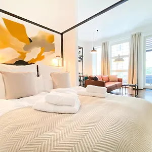 Modernes Loft-apartment Inkl Tiefgarage Im Zentrum Leipzigs Leipzig